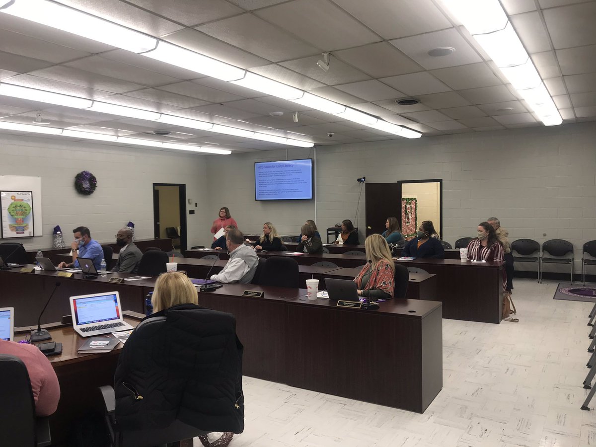 hassell_joey's tweet photo. Tonight’s @HaywoodSchools’ work session was focused on our districts early literacy work in K-2 @aecc_cubs &amp; @PouncersHes. An amazing team of teacher representatives along w/ @SarahAitken14 &amp; @AnnaRobertsa3 walked through our #ReaderWriterProject. 

#OpportunityHaywood💜

1/3 https://t.co/sY4mkaatpe