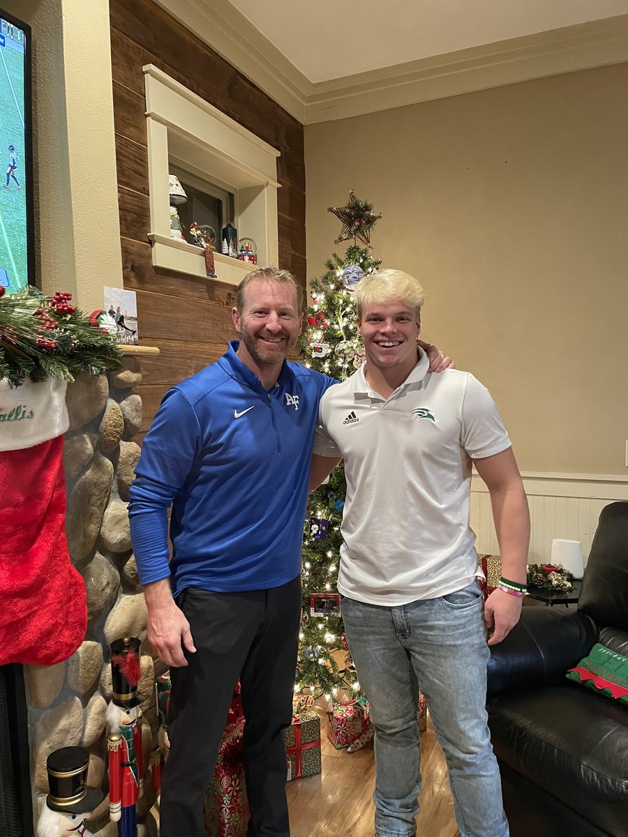 Kemper Hodges (@kemperhodges) on Twitter photo Great in home visit down at Grayton Beach, FL with <a href="/Coach_Thiessen/">Mike Thiessen</a> from <a href="/AF_Football/">Air Force Football</a> <a href="/CoachTimHorton/">Tim Horton</a> #BoltBrotherhood <a href="/SouthWaltonFB/">South Walton High School Football and Recruiting</a> <a href="/PhilTisa/">Phil Tisa</a> <a href="/davefsu83/">Dave Roberts</a> #FlyHigh Great in home visit down at Grayton Beach, FL with <a href="/Coach_Thiessen/">Mike Thiessen</a> from <a href="/AF_Football/">Air Force Football</a> <a href="/CoachTimHorton/">Tim Horton</a> #BoltBrotherhood <a href="/SouthWaltonFB/">South Walton High School Football and Recruiting</a> <a href="/PhilTisa/">Phil Tisa</a> <a href="/davefsu83/">Dave Roberts</a> #FlyHigh