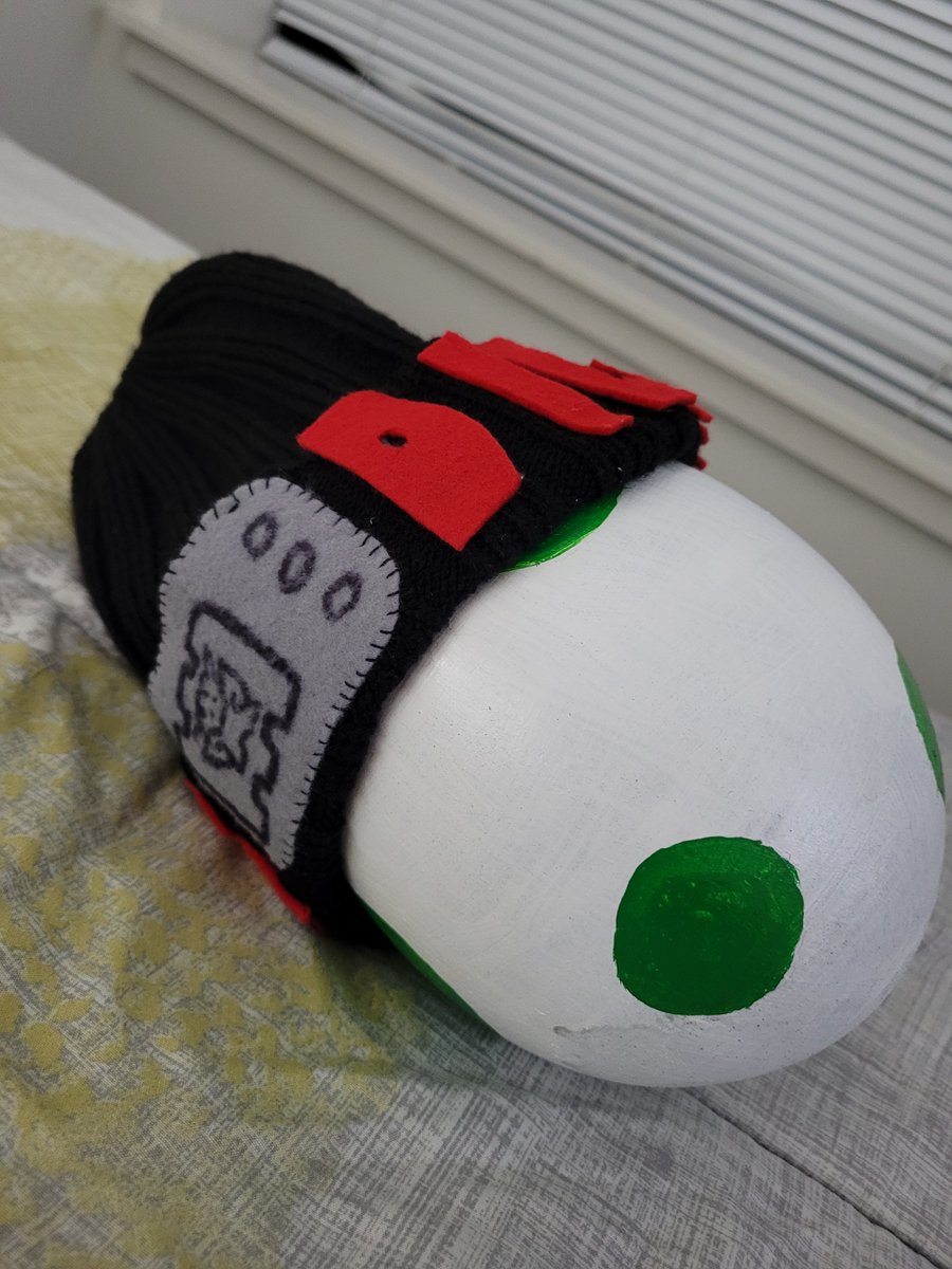 Mameo keeping his Digitama warm for #PAXUnplugged