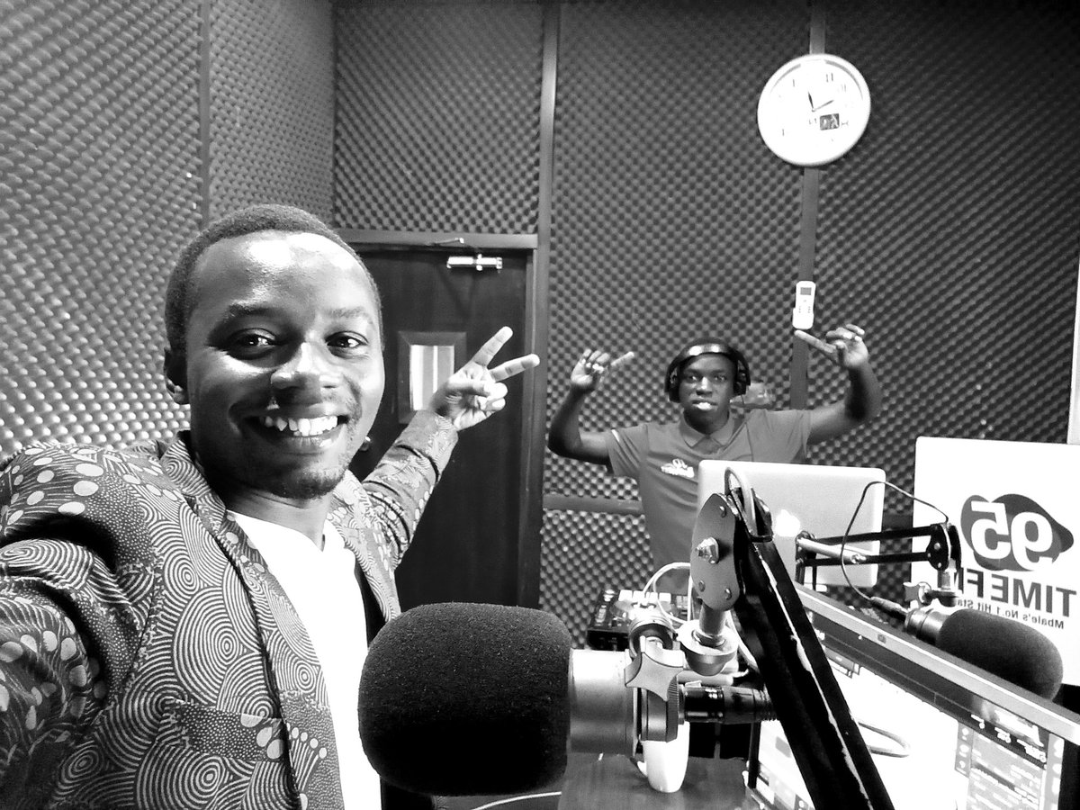 isaiahdestinyug's tweet photo. The #FantasticFriday on 95 TIME FM with the youngest #DeejayJeff P. Xmas is a few days from now but haven't received my gifts. Please drop them on my @Airtel_Ug @mtnug Uganda bamanja https://t.co/jdTjCfzrVR