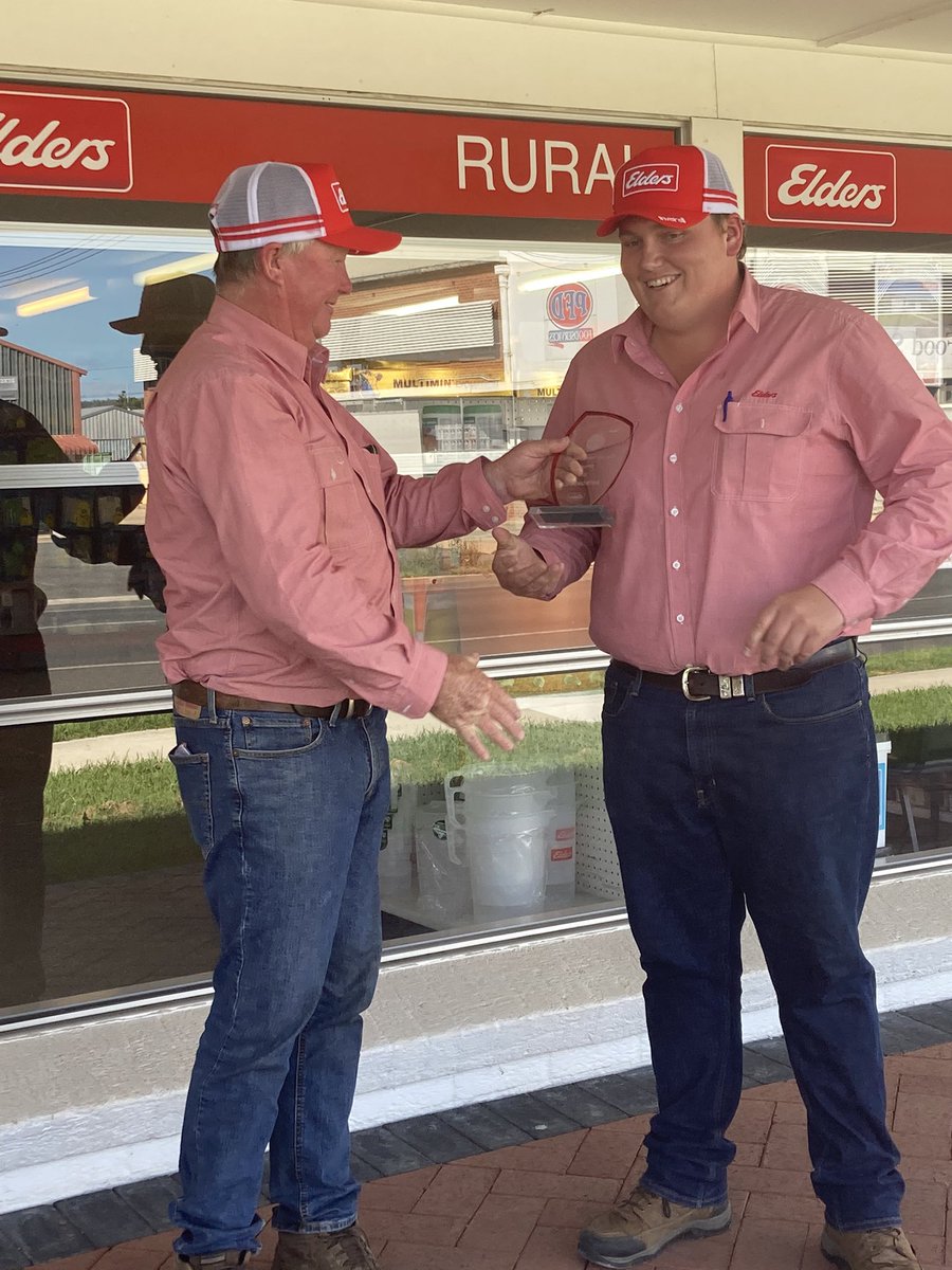 RPAgronomy's tweet photo. Big congratulations to Inverell’s Justin Oakenfull winning the Inaugural @EldersLimited Trainee Of The Year Award today!!🎉🎉
#winning #livestock #Inverell https://t.co/K9LFyLjxIn