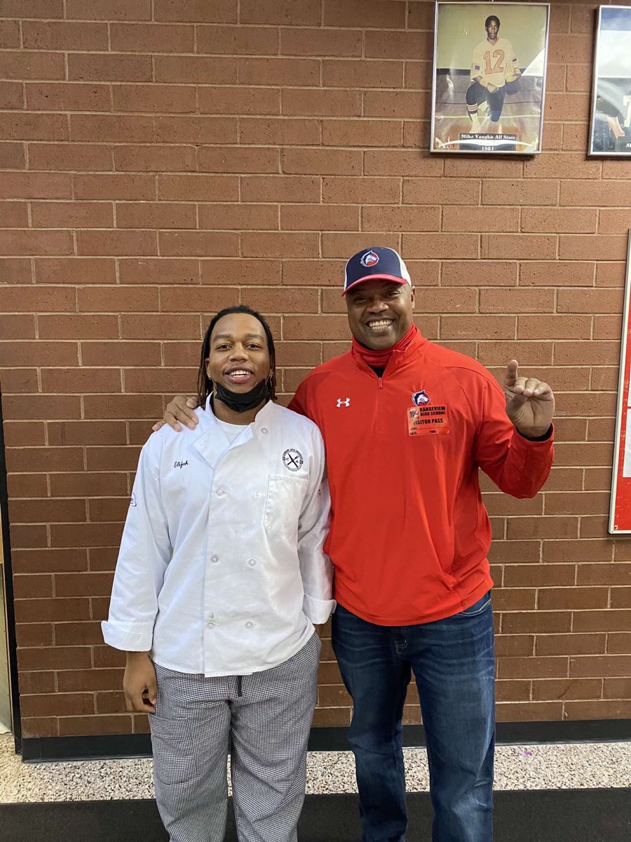 JAMISON_2450's tweet photo. Thank you @CoachSmith91 for coming down and speaking with me. I really appreciate the conversation and the opportunity. https://t.co/Jp850yrS1C