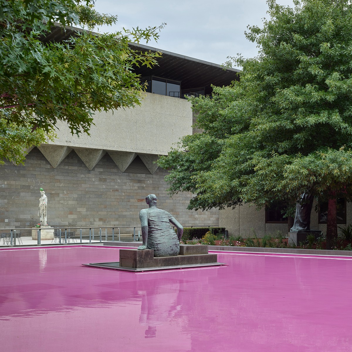 NGVMelbourne's tweet image. Relax at the water&apos;s edge and laze in the garden. Experience pond[er] at NGV International this weekend. Free entry. #NGV