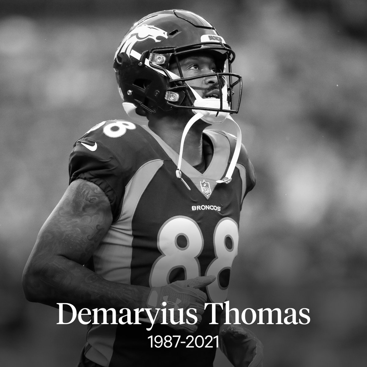 Former NFL WR Demaryius Thomas has died at the age of 33, The Athletic confirmed through Roswell, Georgia Police on Thursday evening.  Thomas — a first-round pick out of Georgia Tech — was a 5x Pro Bowler from 2012-2016 with the Broncos. theathletic.com/news/former-br…