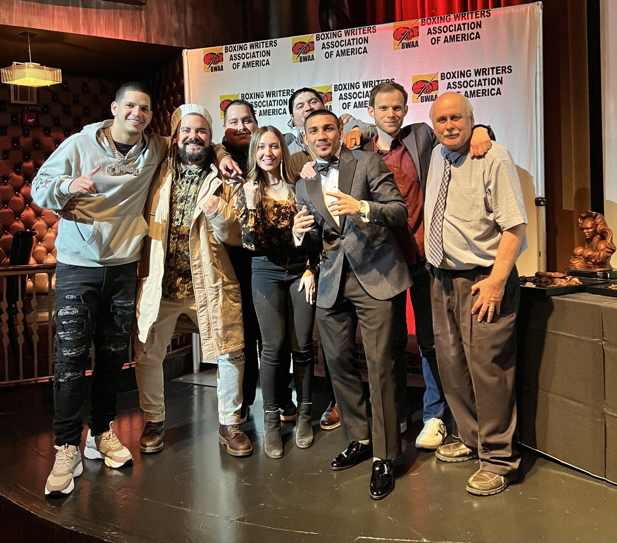 HECZAR's tweet photo. Good times at the BWAA Awards with the #TRFam https://t.co/QcsCK8p26T