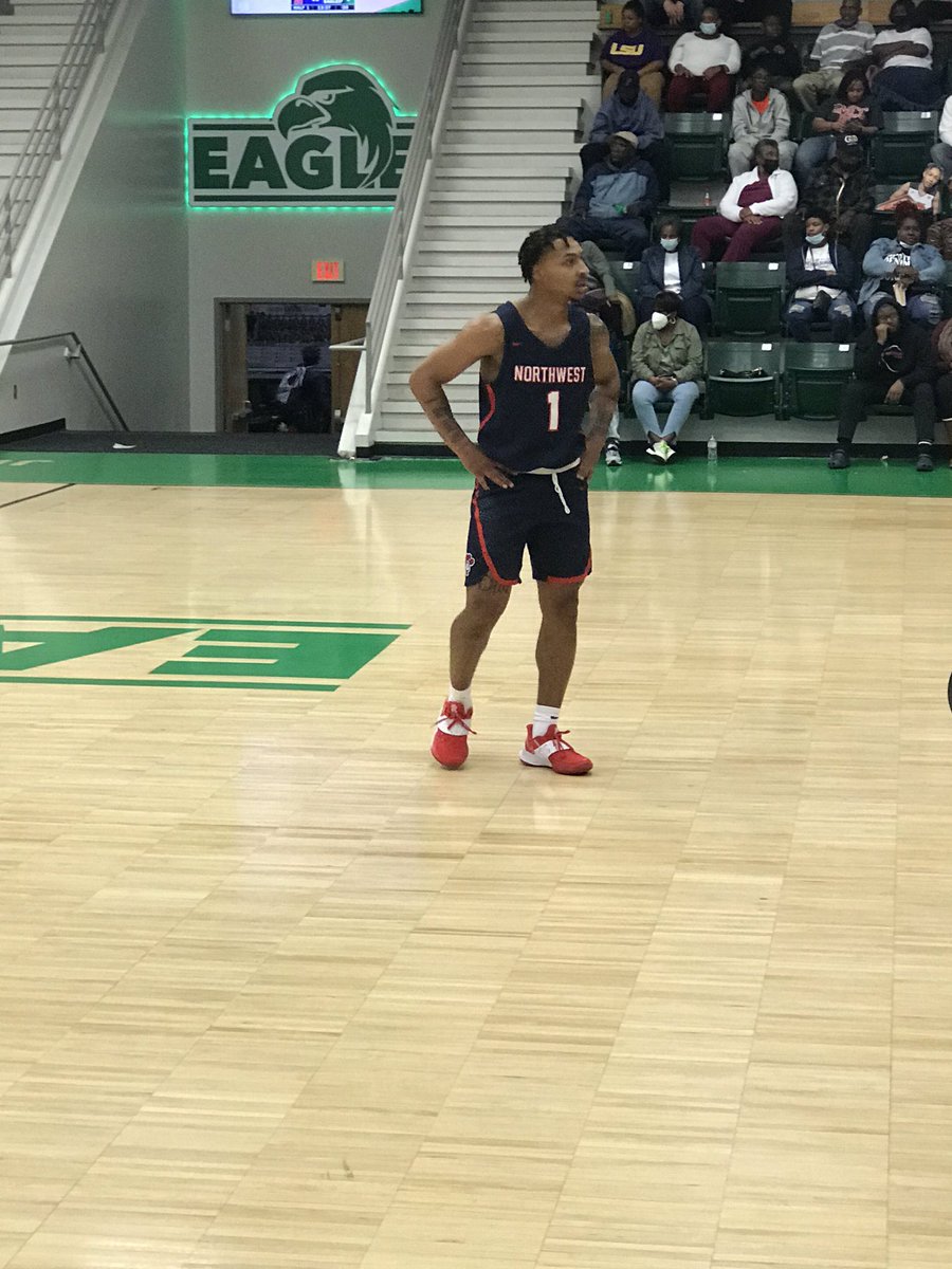 JOSEPH COOPER LAST 4 GAMES WITH 20 OR MORE ! 44% from 3 ! 4 3 POINTERS TONIGHT 
Northwest community college