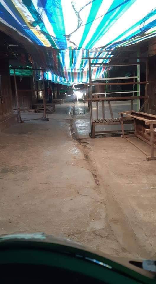 Scenes of SaoSanTun market in Taunggyi early this morning. People involve in nationwide Silent Strike to revolt the lost human rights under Fascist Military on World Human Rights Day. #SilentStrike #OurCityOurRules #Dec10Coup  #WhatsHappeningInMyanmar