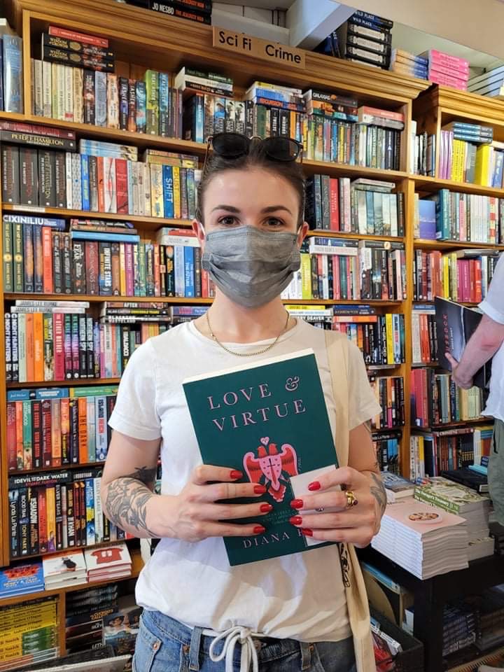 timeoutbooksnz's tweet image. Lucky readers #3, #4 &amp;amp; #5! Thank you again @HarperNZ. Such a good book @ultimopress! #randomactsofreading