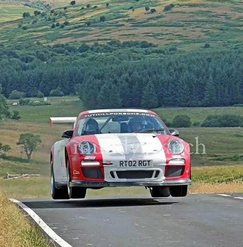 1muddybranch's tweet photo. One from the archives @Tuthill_Porsche #Rally #Porsche #epynt https://t.co/T6tBACeKGM