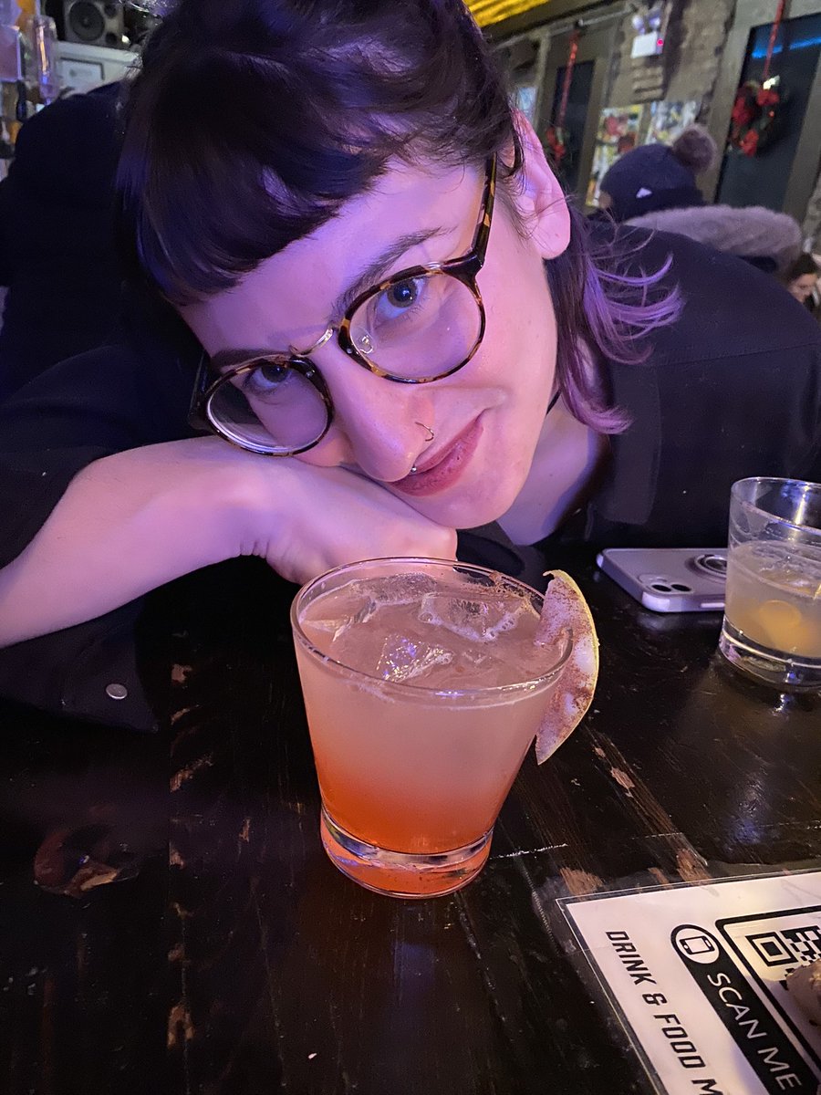 relatively_evil's tweet image. came to chicago and fell in love