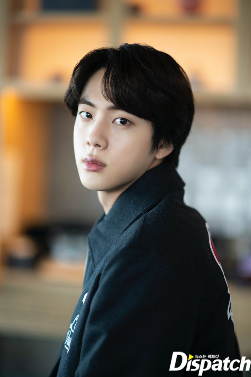 SexiestJiminie's tweet photo. BTS Dispatch HD Photo ๐ฅฐ๐ค๐๐๐๐ฅบ
#BTS
#dispatchxbts
#Jin๐ https://t.co/UAdNN7wtB3