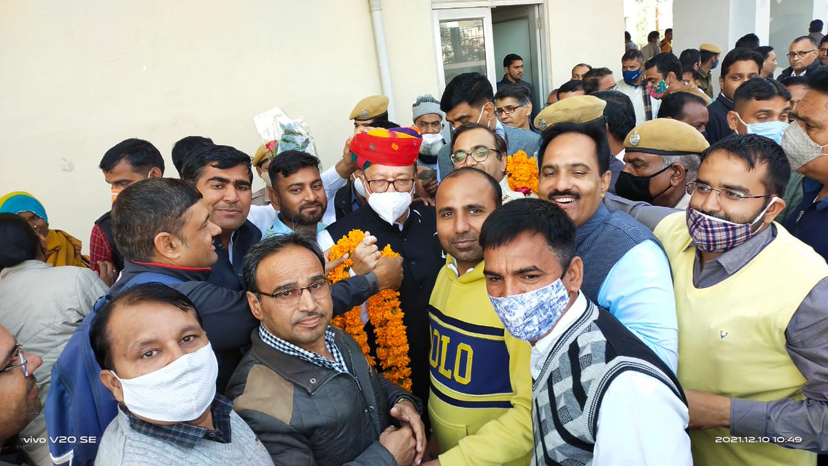 GIRDHARI GODARA प्रदेशाध्यक्ष रेसला tweet media