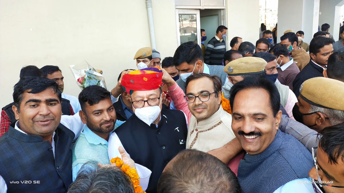 GIRDHARI GODARA प्रदेशाध्यक्ष रेसला tweet media