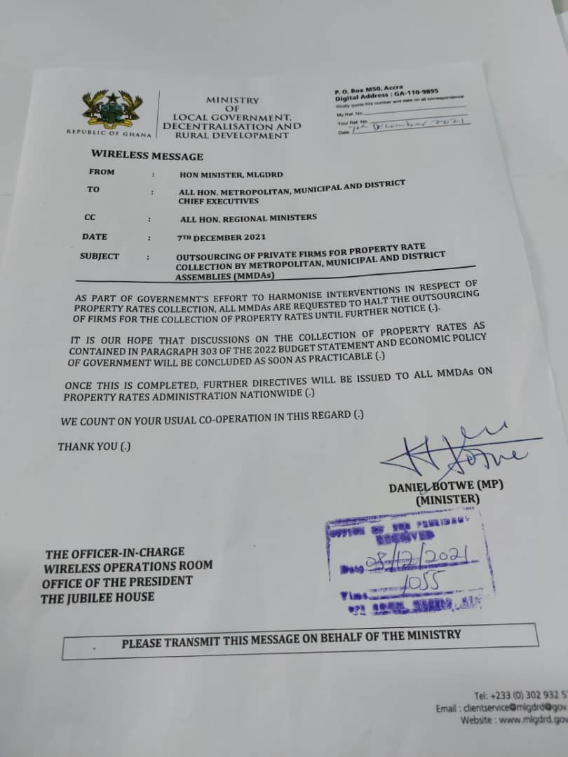 owusukwadwo360's tweet photo. Government Halts The Outsourcing Of Firms For The Collection Of Property Rates Until Further Notice
#GhanaNews
#PropertyRate
#MMDCE
#Yawtog
#kenya
#Mourinho
#Burnaboy
#kanye
#Forbes
#trippieredd
@NAkufoAddo
@owusukwadwo360 https://t.co/lMV06chala