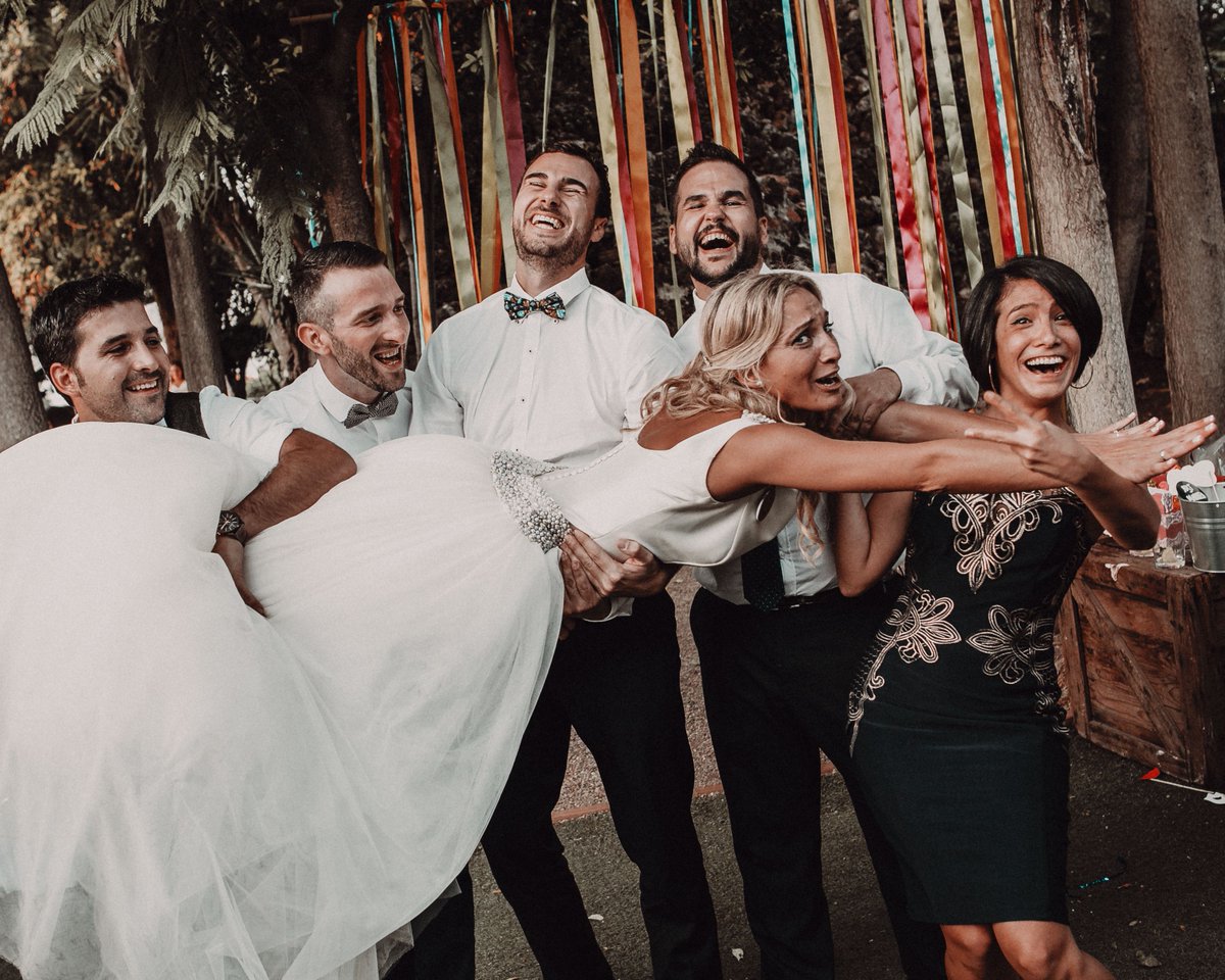 video_boda's tweet photo. Disfrutemos todos juntos, por que apenas dura 10 horas. Fotografía extraída del photocall de Cris &amp; Jesús en Villadelia

#bodas2022 #bodasvalencia #fotografodebodas #fotografodebodasvalencia #bodasjaumetomas #villadelia https://t.co/muhWo8RxHF