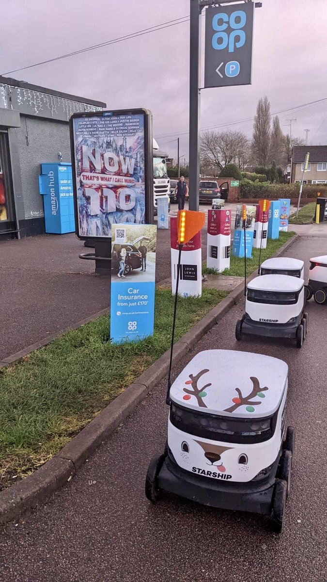 Our Starship delivery robots have had a cute Christmas makeover 🦌