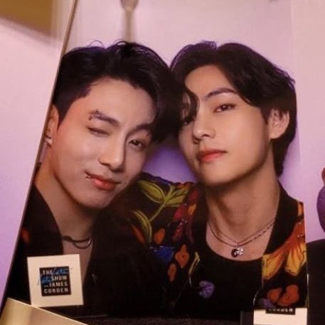 wellthenlukitup's tweet photo. Taekook freedom is yours :)
#freedomisyours https://t.co/DFhCXKuZT2