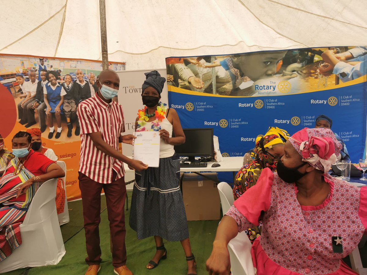 SesegoFound's tweet photo. The purpose of the ECD Empowerment Training Initiative is to develop children age 7 yrs old in by empowering ECD owners, and principals. With this initiative, Sešego Foundation &amp; its partners are;
• 40 candidates (learners) &amp; 10 centres &amp; impacting over 100 children
Leaners. https://t.co/zyJNhxegK8