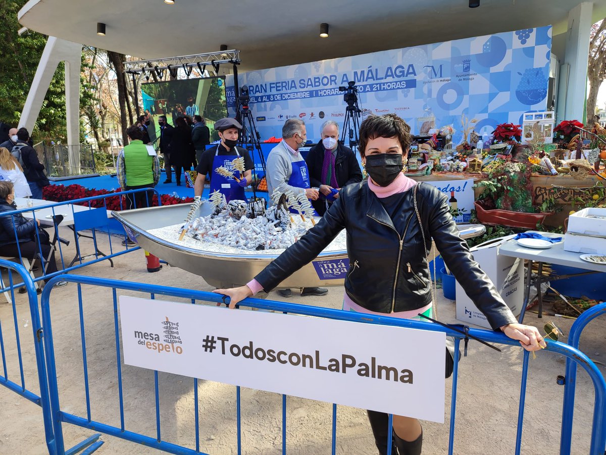 Gracias 😊 a todas las personas, empresas y entidades que acompañásteis al espeto en la jornada de ayer en la #granferiasaboramálaga.

Lo recaudado, gracias a todos los #espetofan para #todosconlapalma  ya está en manos del Cabildo.

#espetofan #mesadelespeto #espetoesmalaga