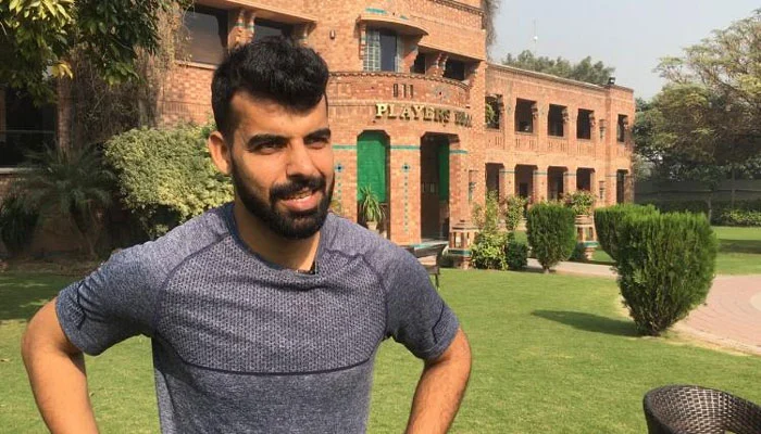 FreeLIV_me's tweet photo. #PAKvWI Despite losing in the semi-finals of the #T20WorldCup , the team learned a lot from it. #ShadabKhan attributes the stable performance of the team to #BabarAzam , who supports every member of the team, whether it is life or death.#Pakistan #PakistanCricket https://t.co/Q3HMbM0Cri