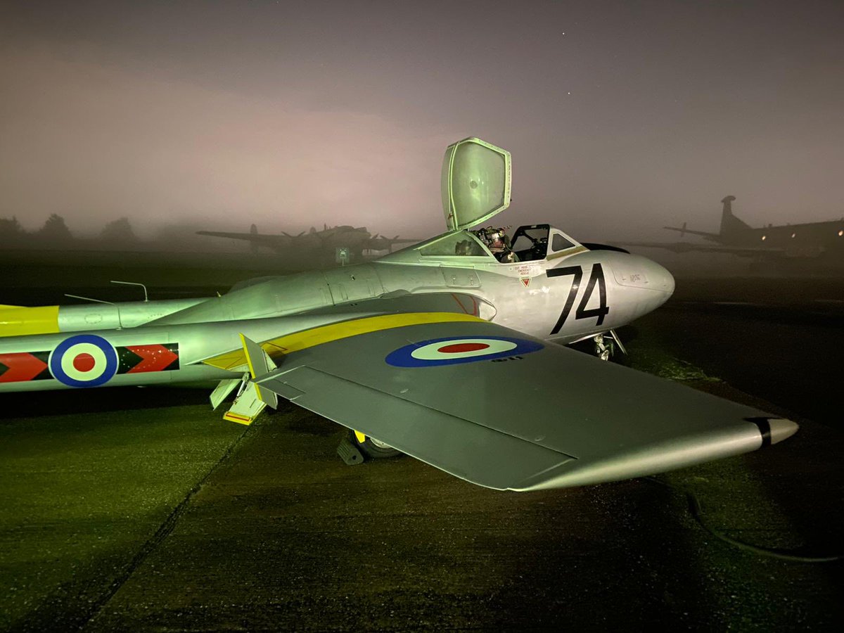 VampireWZ507's tweet image. If the cloud clears WZ507 will be flying at midday today, keep an eye out if you around Coventry #avgeek #pilot #classicjet #aviationphotography