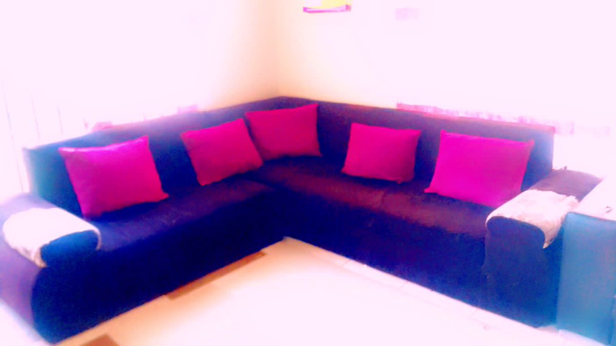 DarVitu's tweet photo. Sofa L shaped watu watano lipo sokoni Bei ni tsh 280000 location Goba call 0657202578 https://t.co/ywqVtI451t