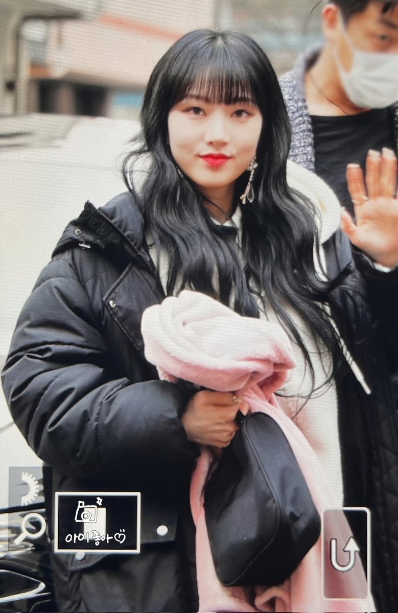 YOUI_Post0424's tweet photo. 211210 preview

지바 대장 출근완료🐰

@iMe_Dreamnote #드림노트 #Dreamnote #유아이 #YOUI #GHOST https://t.co/2VvBZvHqAr