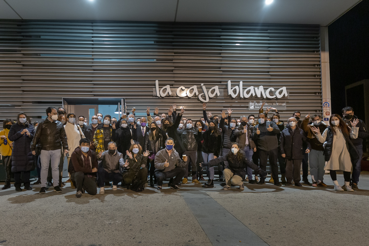 DataBeersMLG's tweet photo. Gracias a @SanMiguel por volver a patrocinar #DatabeersMLG y por las 🍺🍺, a @cibermarikiya y @soyviciana por la organización y a @koke_net, @DiarioSUR y @mWeekMalaga por su colaboración
¡Os esperamos en el próximo!
📸 @koke_net https://t.co/ztHcEVkchh
