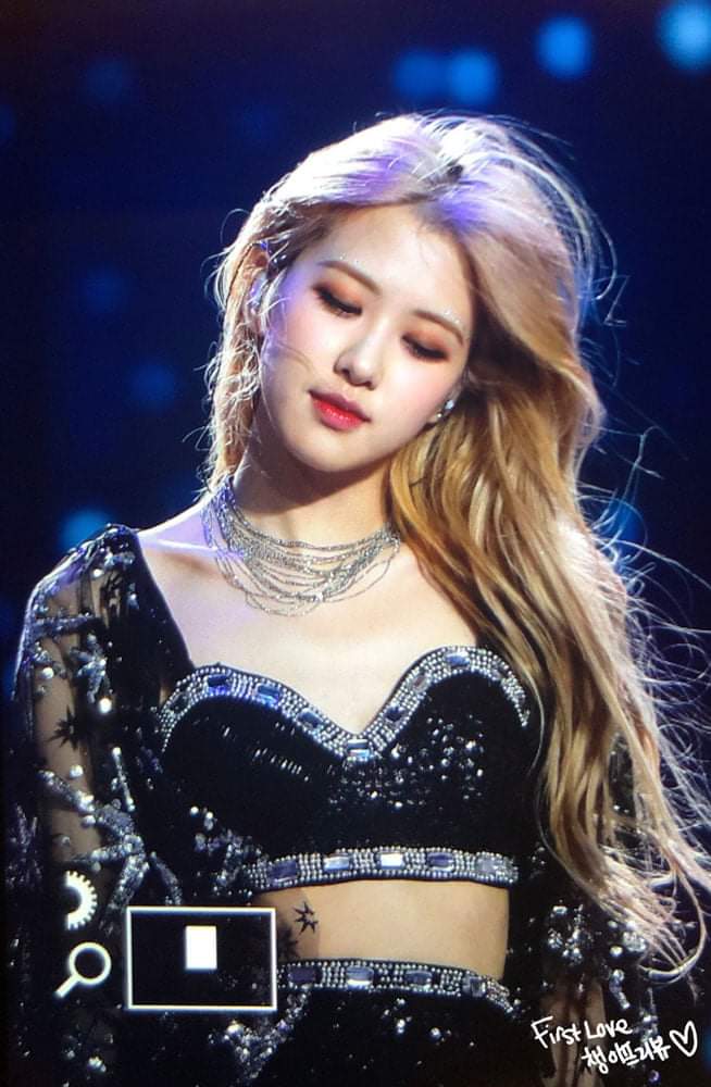 lgh_yz's tweet photo. Vẫn còn cơ hội gỡ ở twitter, mng tiếp tục đăng bài nhé
#MAMAVOTE #rosé https://t.co/zJnBGwfomZ