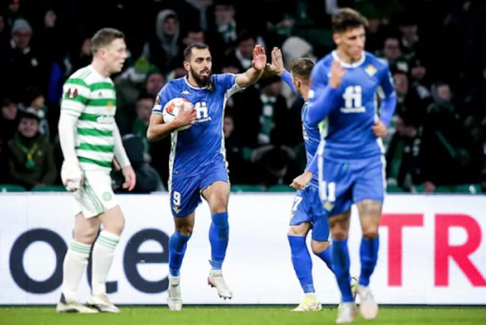 betisweb's tweet photo. 📽️ #ZONAMIXTA - Borja Iglesias: “Hemos hecho méritos para llevarnos los tres puntos”
✍️ @lamagiadecapi
📅 Jornada 6 - Grupo G - UEL
3⃣ @CelticFC
2⃣ @RBetis
➡️ https://t.co/gtP4RPhChb
#Betis 💚
#DíaDeBetis
#UEL
#CELRBB
#CelticRealBetis
#EuroBetis https://t.co/3g3pqsuxul