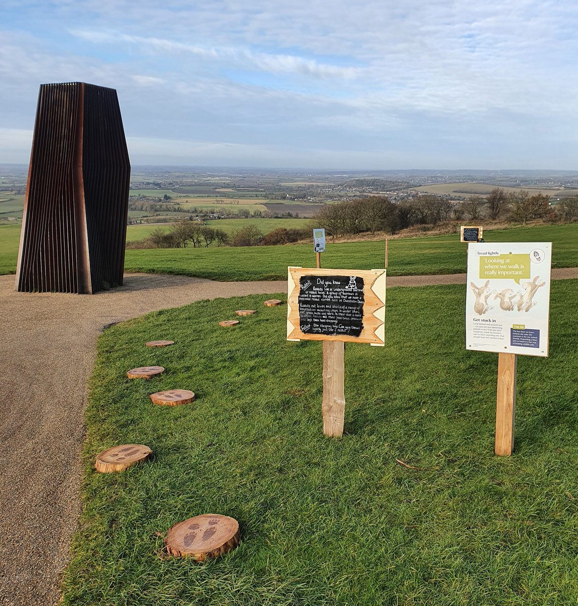 HowardH_8's tweet photo. #getactivewith Percy the Park Keeper trail @DunstableDwnsNT from Sat 11 Dec until 2 Jan (ex 24/25 Dec) Help Percy and his animal friends prepare for the winter! £2 inc a trail map, Percy hat & activity/goodie bag. @DLDD2009 @snappcf @letstalkcentral https://t.co/fOyDwHzMEL https://t.co/UzU4KeuGEm