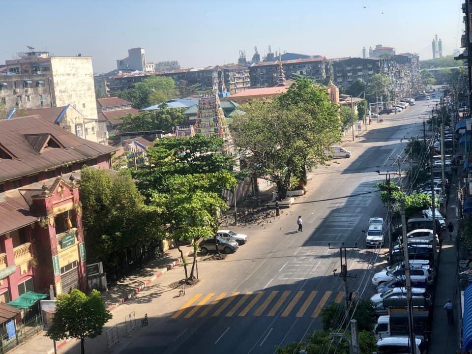 PhyoatC's tweet photo. People of Myanmar are participating in silent strike and black campaign to protest Myanmar terrorist military. 

#SilentStrike
#OurCityOurRules
#Dec10Coup 
#WhatsHappeningInMyanmar https://t.co/K8GylyVvG1