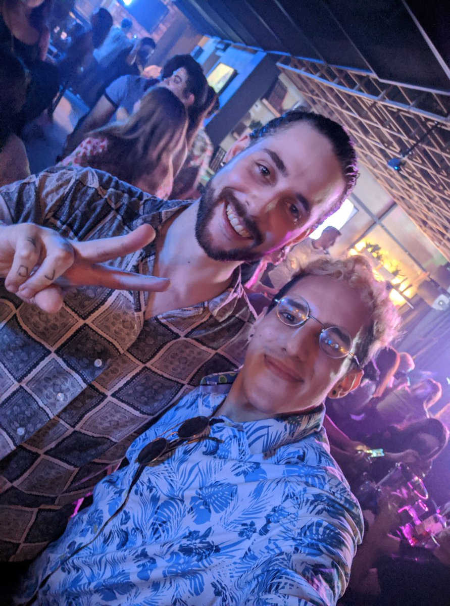 RealMat0s's tweet image. Gracias por la mejor noche de mi vida. Me la llevo conmigo ALWAYS!! 🔥

@anakenamusica 
@Sandeldlf
@Maracgp 
@mardeetasea 
@mikelmaury