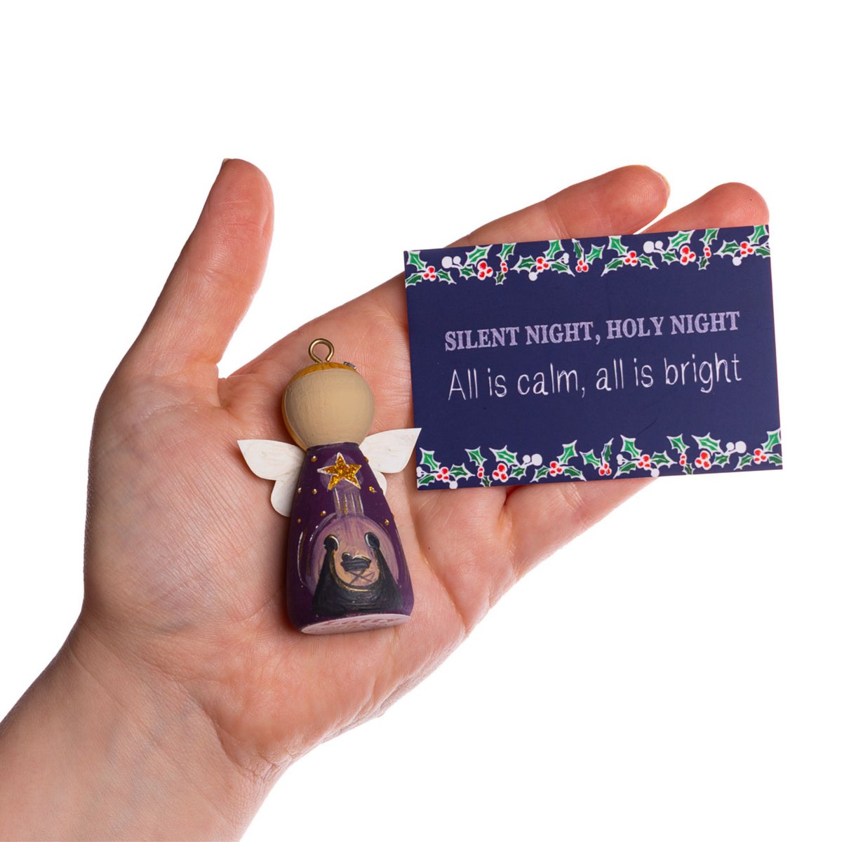 ‘Silent night, holy night, All is calm, all is bright
‘Round yon virgin Mother and Child, Holy infant so tender and mild
Sleep in heavenly peace’ Shop now: ow.ly/LJRZ50H7aJL
#Christmas #Christmasgift #angel #handmade #christmascarol #shoplocal #lockdown #giftformum