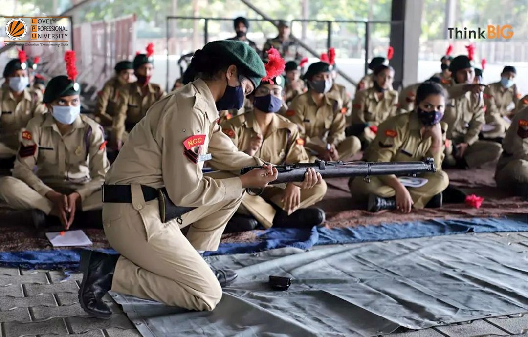 lpuuniversity's tweet photo. #LPU has been organising the Annual Training Camp for cadets of 8-Punjab BN #NCC at the #LPUCampus!
Day 3 of the camp saw the cadets being trained on various aspects of field operations such as rifle training & fire drill.
#LPUNCC #NCCCadets #Training #Opportunities #ThinkBIG https://t.co/oe5ZTgH1N7