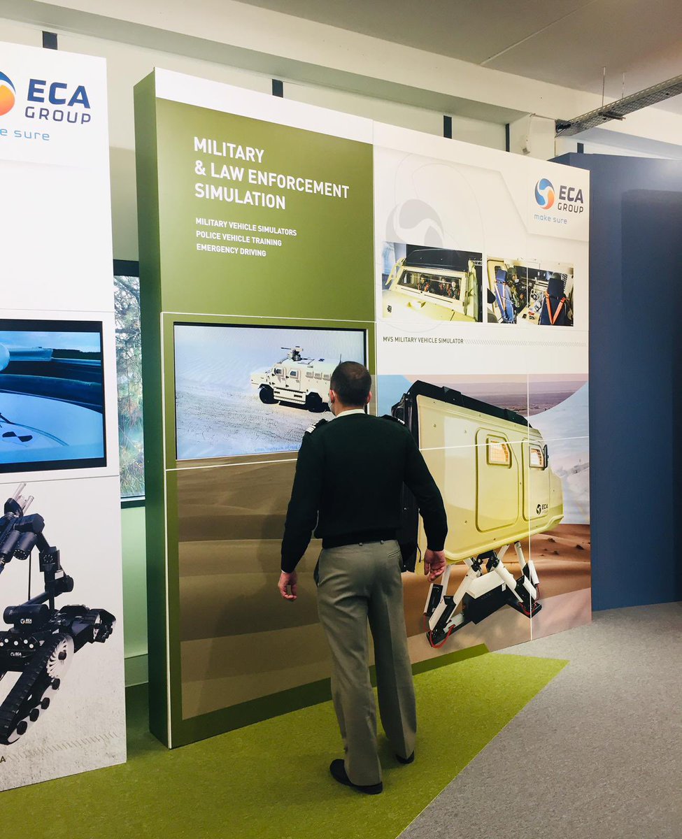 EdgTerre's tweet photo. Dans le cadre du module « préparer l’AdT de demain », les officiers stagiaires ont visité plusieurs sites de l’industrie de défense afin d’appréhender au mieux les enjeux capacitaires de l’@arméedeterre et les interactions entre les ≠ acteurs #GICAT #Ecagroup #NotreDéfense https://t.co/wL1StePtTq