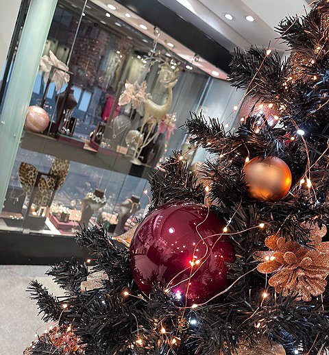 Gift inspiration for him and her. ❤️conta.cc/3yfc9a1