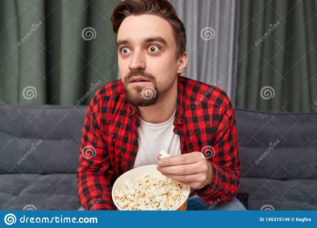 Bahati after kurealize Diana marua ni mali ya pozee😂😂