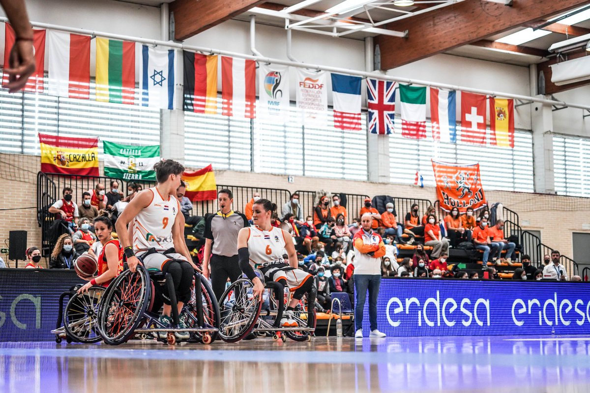 FEDEDDF's tweet photo. No pudo ser!!! Derrota con Países Bajos en semifinales del Europeo BSR de @MADRID

España 🇪🇸 33 - 68 🇳🇱 Países Bajos

Pelearemos el domingo por la mañana por la medalla de bronce
Vamos #TeamESP
#ECMWA2021 #basket 🏀🏀 https://t.co/uG6heHh1aG