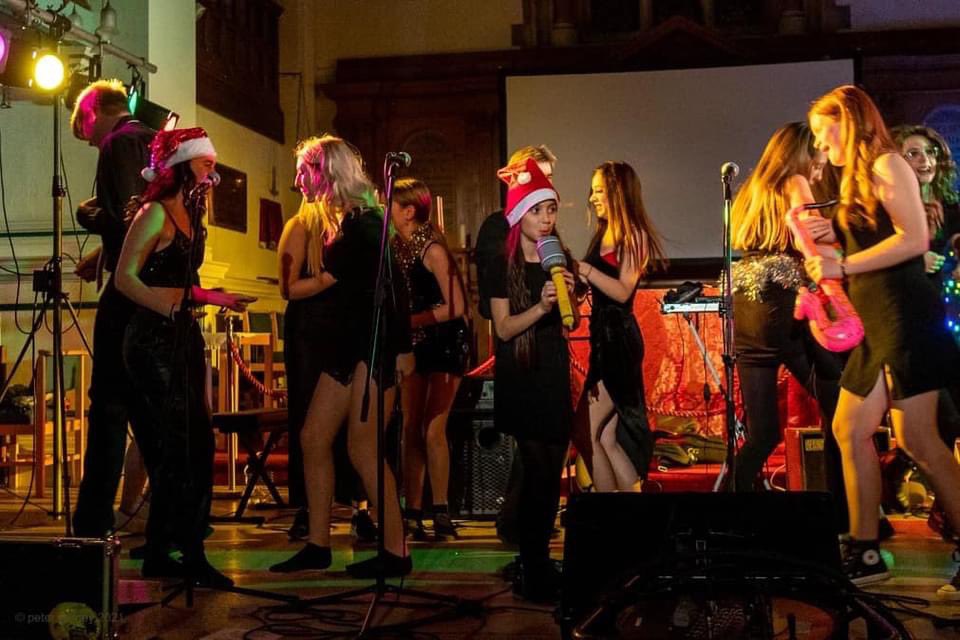 BrightonSing's tweet photo. BRIGHTON SCHOOL OF SINGING 
Now recruiting for 2022
Learn all aspects of singing in a fun friendly environment.
Classes for 8-12 13-18 and adult.
Call or message now for a FREE trial. 

#brightonsingingroup #brightonsingingteacher #brightonsinginglessons #singingfun #lovetosing https://t.co/K56POBGiqi