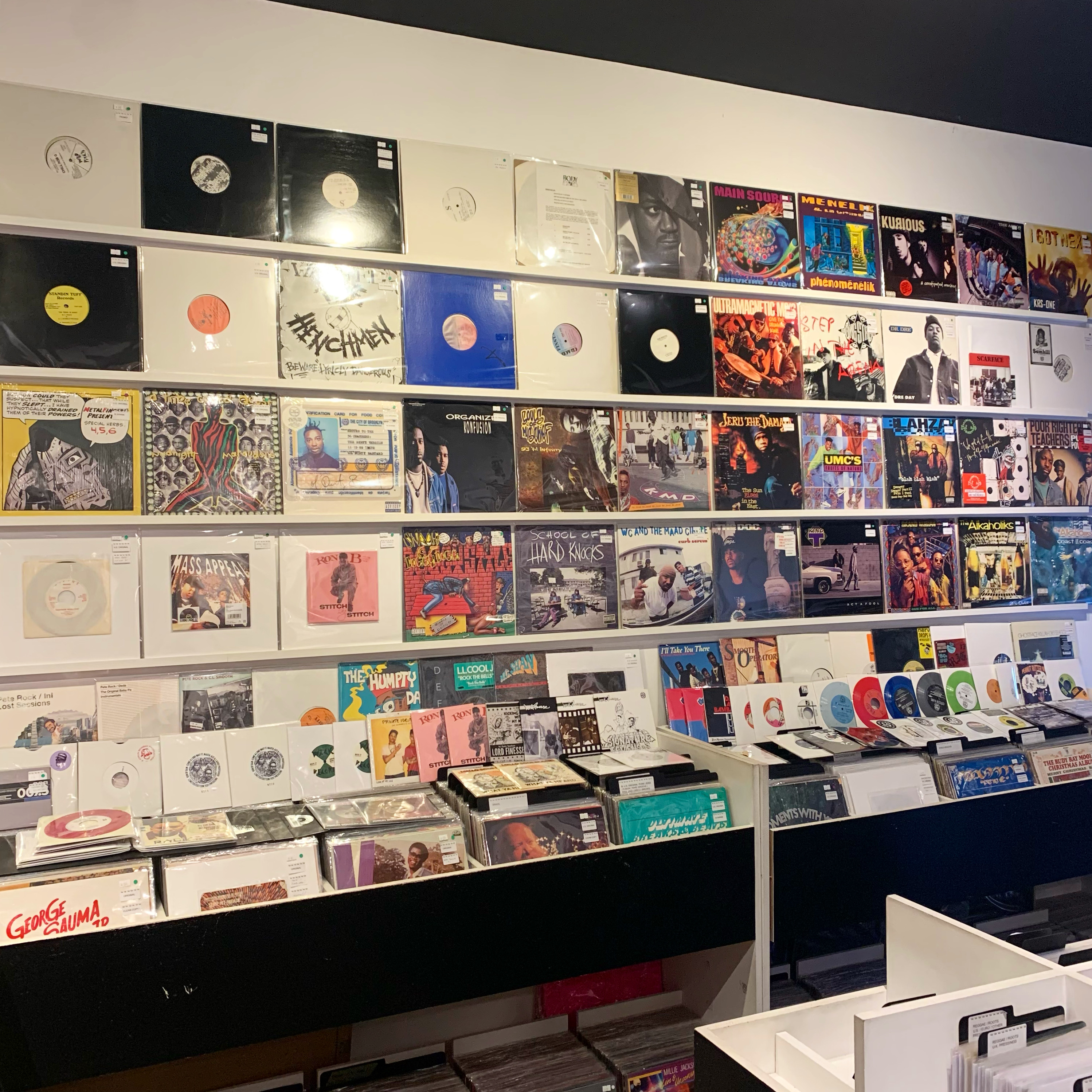 Yo-Yo Records London on Twitter: "Our holiday hip drop is here!!! #newarrivals Origjnals and vintage pressings. Open at noon first first served thank you! ✌️ #originalpressings #vintagepressjngs #hiphop #classichiphop #vinyl #