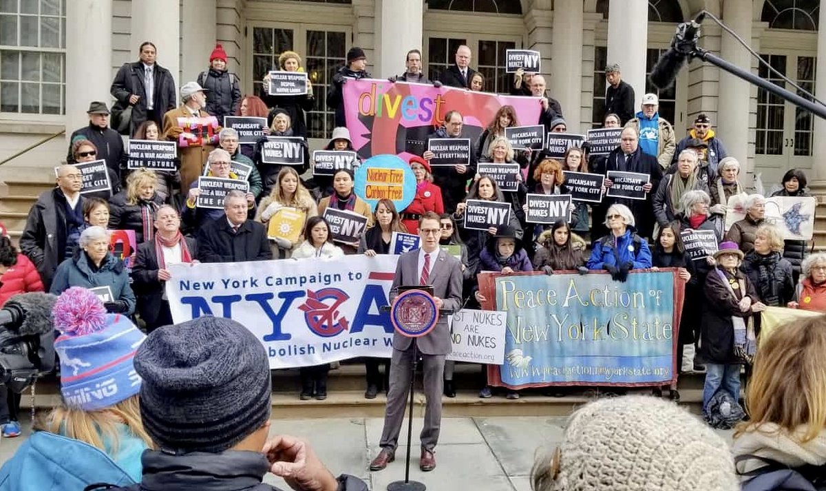 nuclearban's tweet photo. 🗣️#ICYMI: New York City is now the largest city in the world to fight against the nuclear weapons that put all our cities at risk!
A huge thanks once again to @nycan_for_nuclearban campaigners, @nyccouncil members, and allies for the tireless work for #nuclearfreenyc! ♥️ https://t.co/eGDPOjfacq