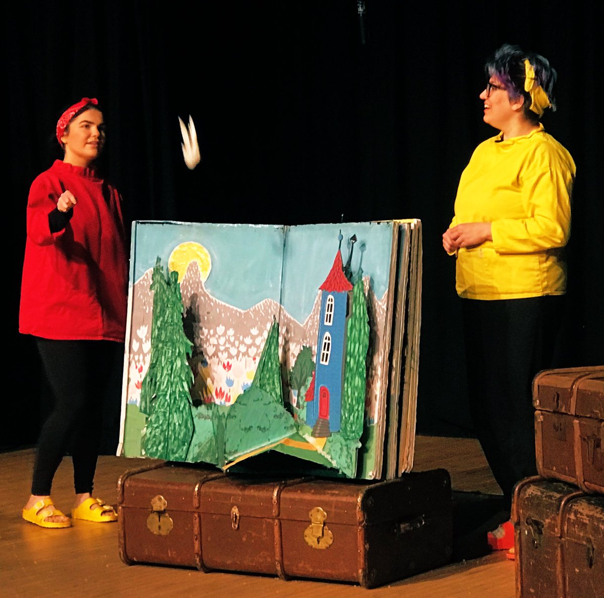 Newhampton's tweet photo. The #moonmins are here in #wolverhampton - a perfect festive treat for 4-7s and families on until Sunday. Tickets https://t.co/Njps3s4o5h #familyfun #xmas https://t.co/LDzTpjYTf3