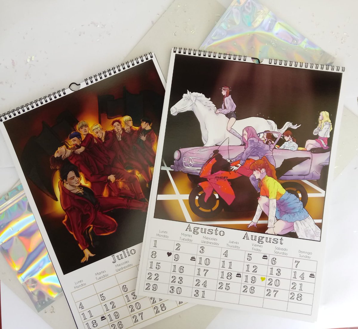 sarang_world's tweet photo. ¡¡Ya están aquí!! 🥳🔥

Después de mucho esfuerzo, nos complace anunciar que al fin está a la venta en nuestra tienda de Etsy nuestro #Calendario2022 #Kpop

¡12 ilustraciones a todo color de tus artistas favoritos!

Corre, que vuelan 💜

👇👇👇
https://t.co/OlM3grp83P https://t.co/TOTf7cgi6z
