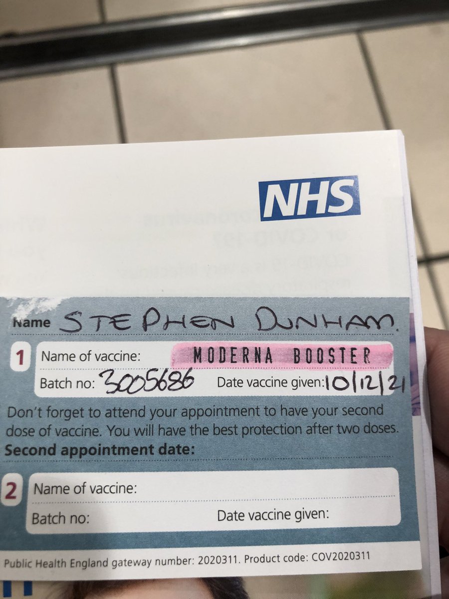 dunsjd's tweet photo. Thanks again to @NHSuk staff &amp; volunteers for an excellent &amp; efficient delivery of my #Moderna booster vaccine at Reading’s Broad St Mall! 
#tripleboosted #GetVaccinated #NHS #shotinthearm https://t.co/v0RhBzPZSW