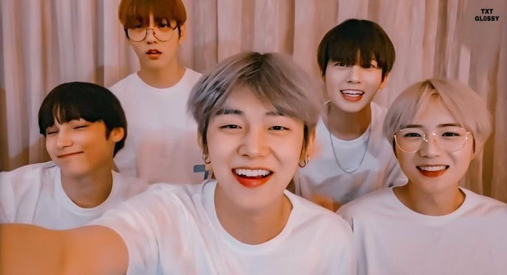 txt_yeonjuneeri's tweet photo. MOAラストスパート頑張ろう👊🏻❤️‍🔥
まだまだいける！
もっと高いところにトゥバを！
MOAパワーーーー！！
 #txt #MAMAVOTE https://t.co/sPGJ1MGYuo