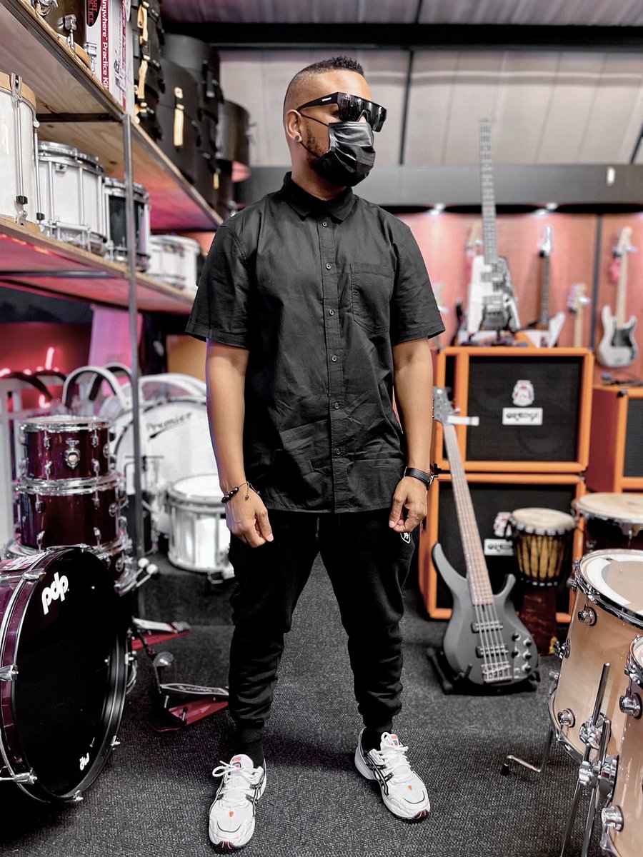MrCashtime's tweet photo. NoFriendsInTheIndustry https://t.co/5pwiWKDw65