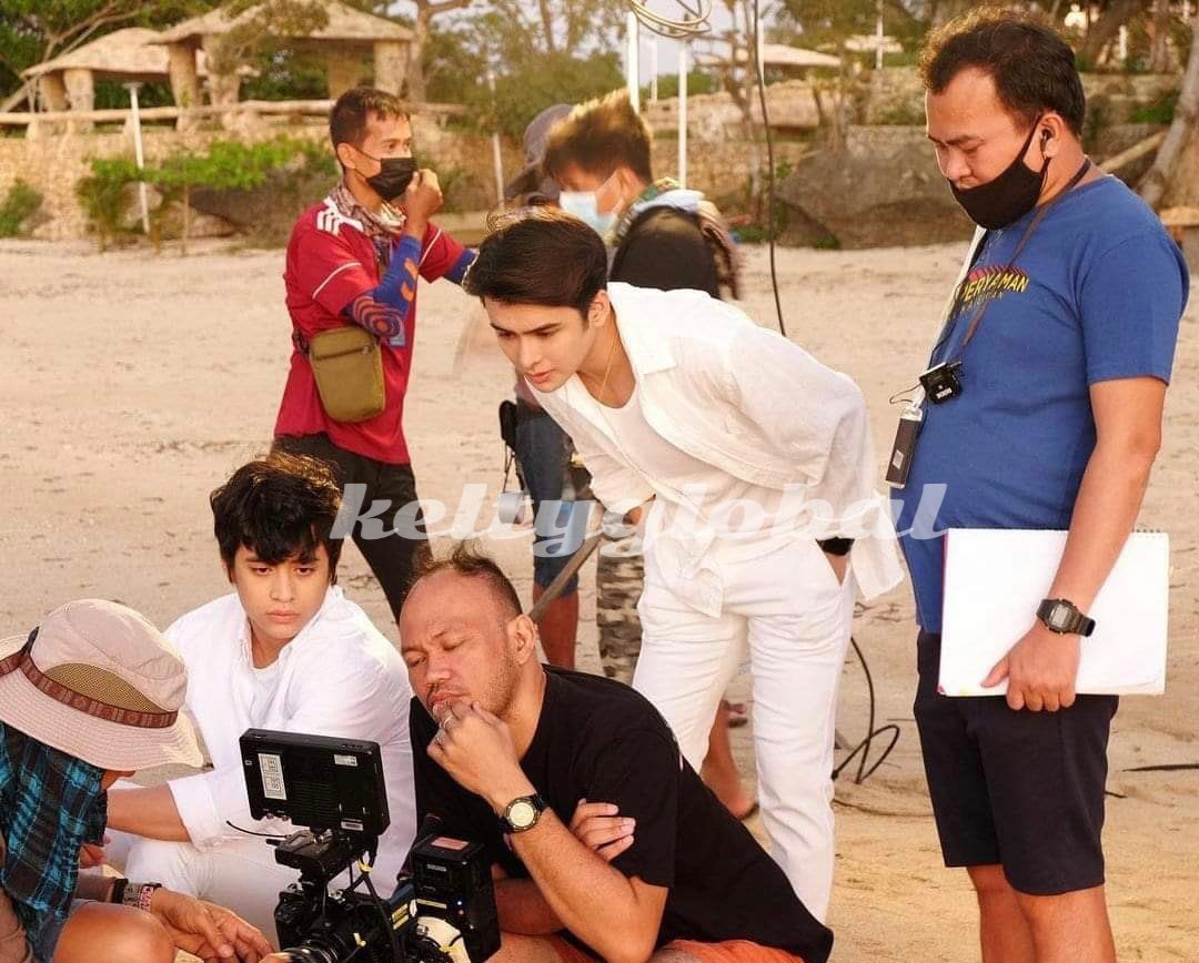 keltyglobal's tweet photo. Exciting! Parehong nakaputi ang mga cast ng #AfterAll 😍😍😍 Ano kaya ang eksenang ito? ❤️❤️❤️

#KelTymovie
#kelvinmiranda
#kelty
@mirandam_kelvin 
@aalixjr https://t.co/yB2qjQgyeH
