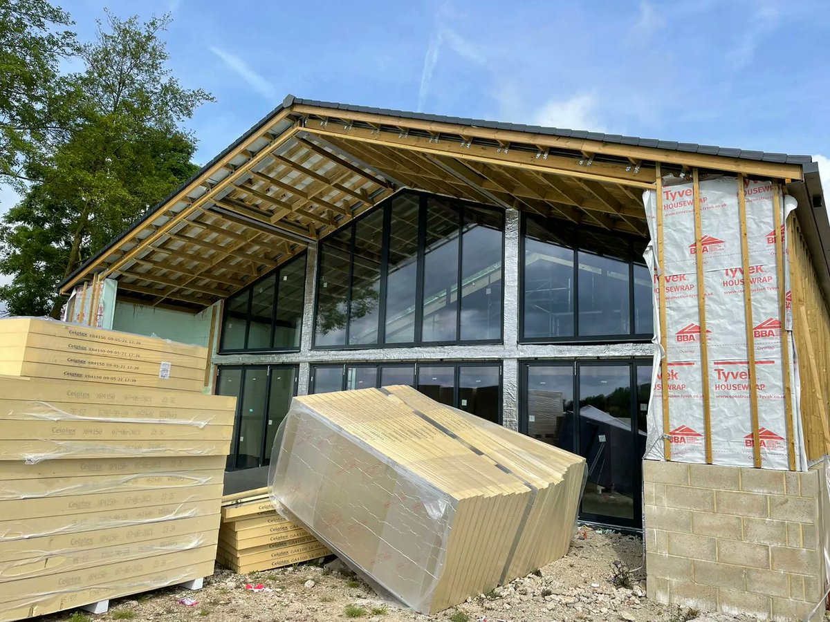 BlinkArch's tweet photo. Throw back to summertime when these progress pictures were taken of another insulated concrete formwork dwelling featuring gable glazing. We're looking forward to this one being completed in the new year. https://t.co/0m2J7ZFCGl
