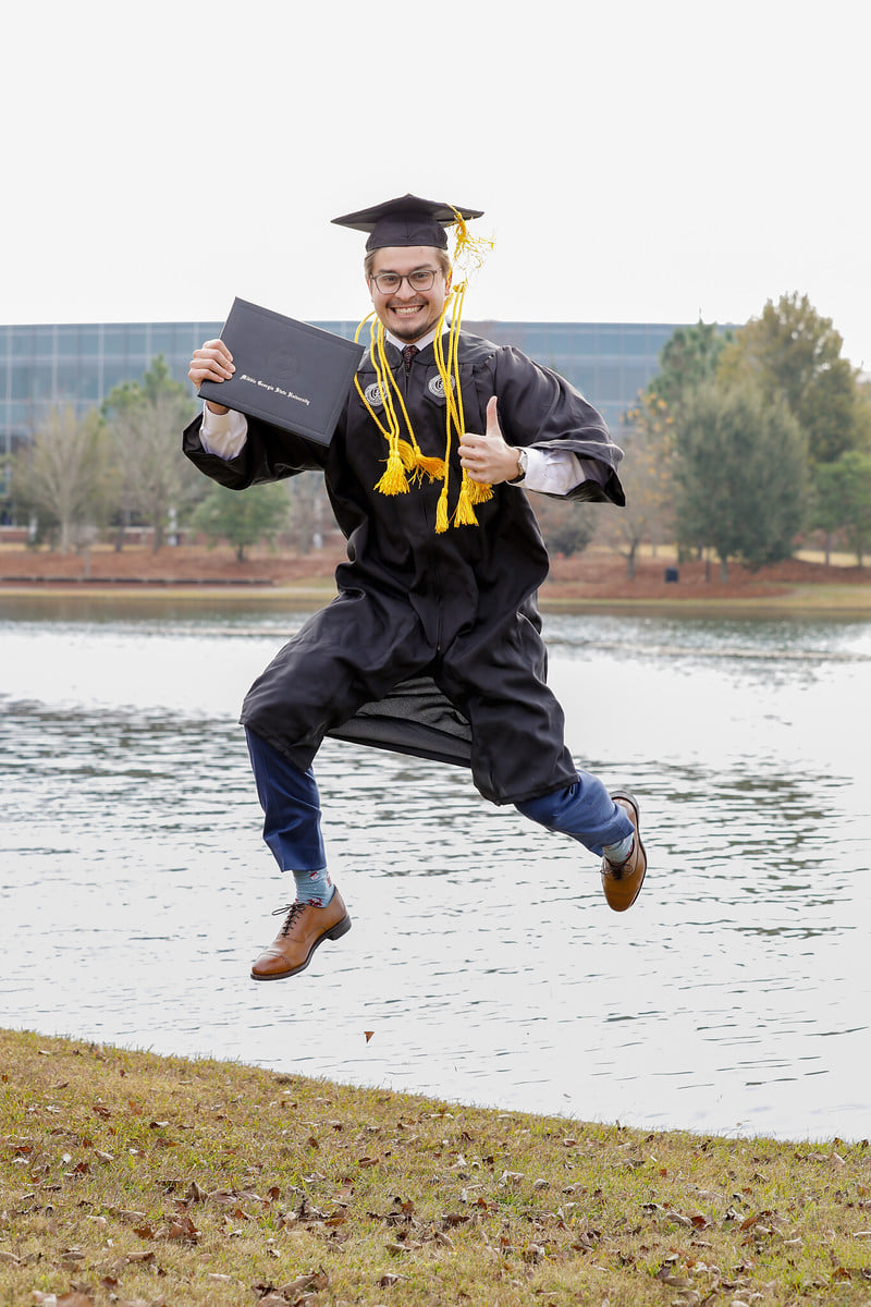 MGAstateU's tweet photo. 🎓 That’s a wrap on #MGA’s fall 2021 graduation ceremonies. Congrats to all of our fall grads! Best of luck on your new beginnings! 💜 #WeAreMGA #Knighted2021 https://t.co/dNMWPcE7Ny